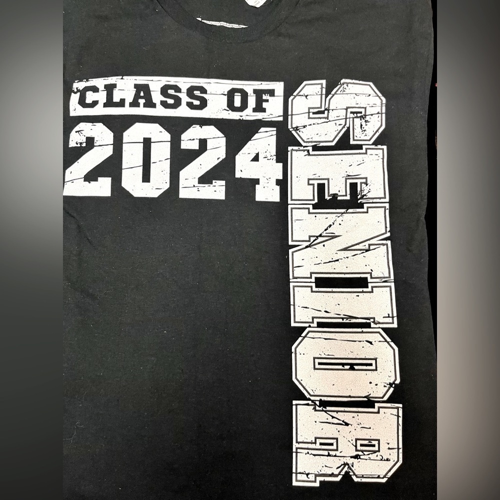 NWT - Senior Class of 2024 - Graduation T-Shirt
